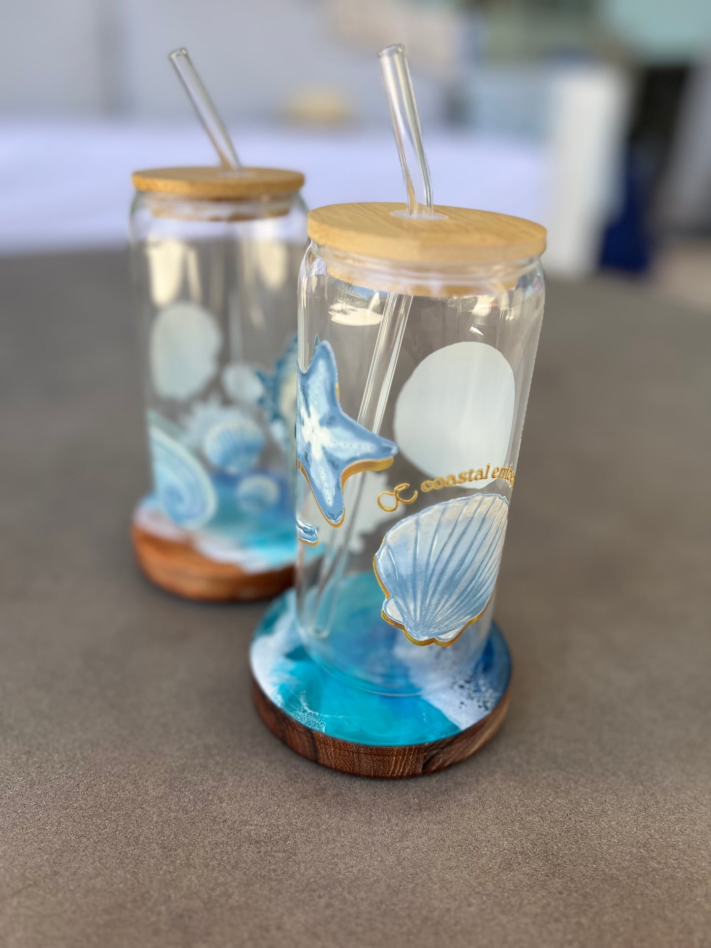 Golden Shell Glass Tumbler